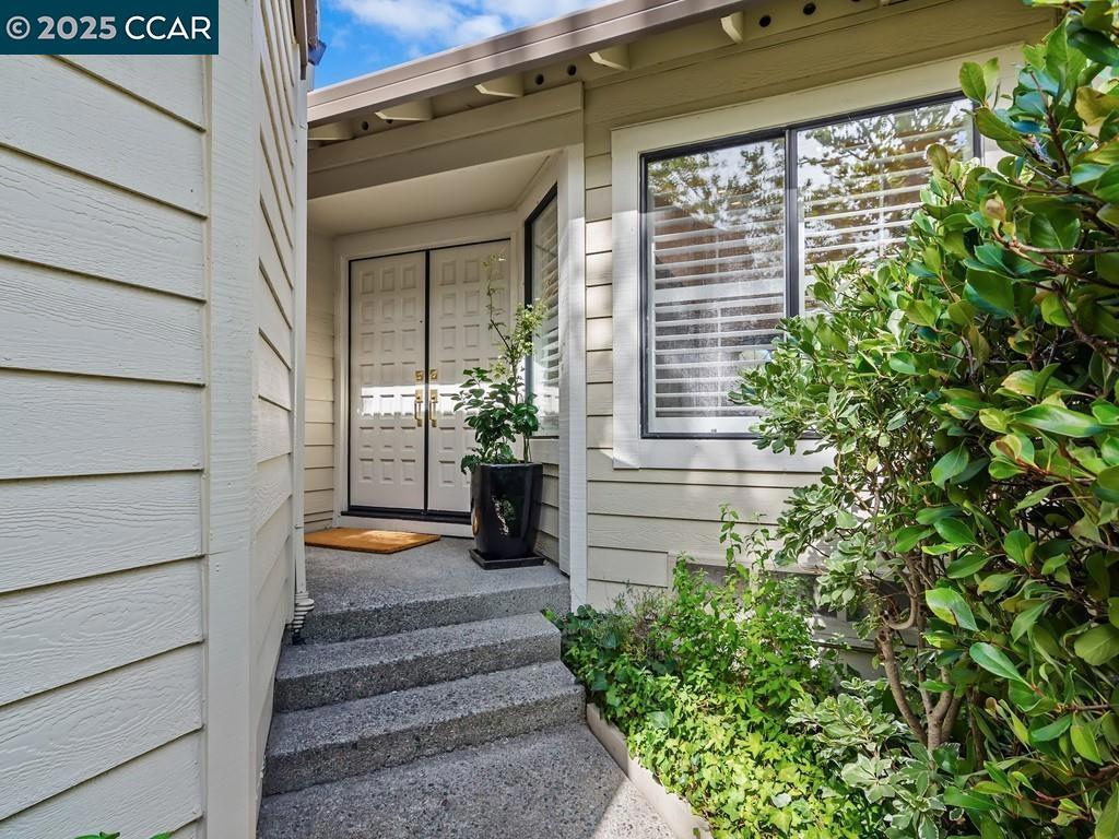 BEACON RIDGE - Residential