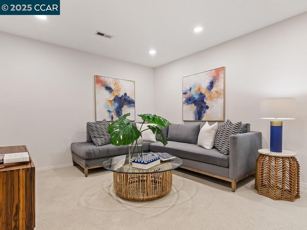 BEACON RIDGE - Residential