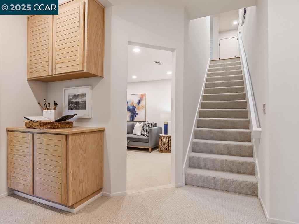 BEACON RIDGE - Residential