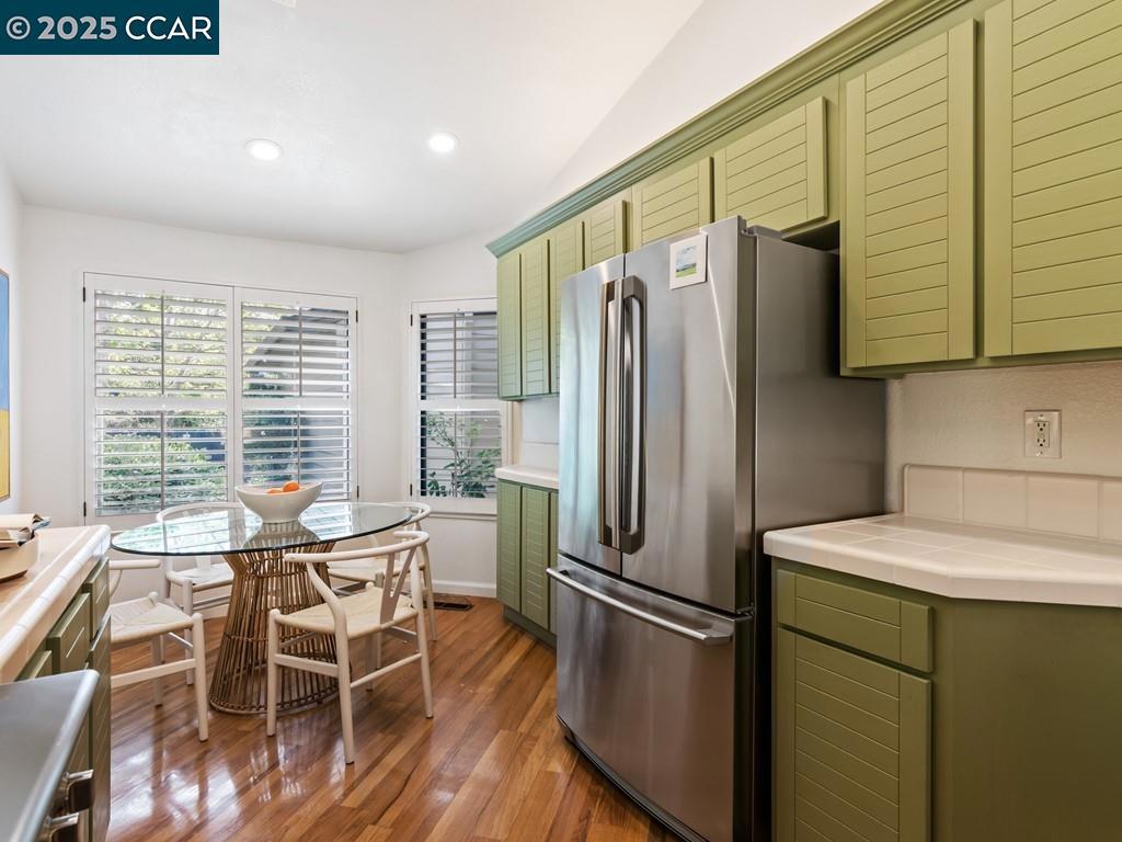 BEACON RIDGE - Residential