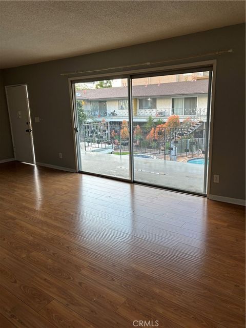 Photo of 5168 Yarmouth Ave #24, Encino, CA 91316 (MLS # SR25098317)