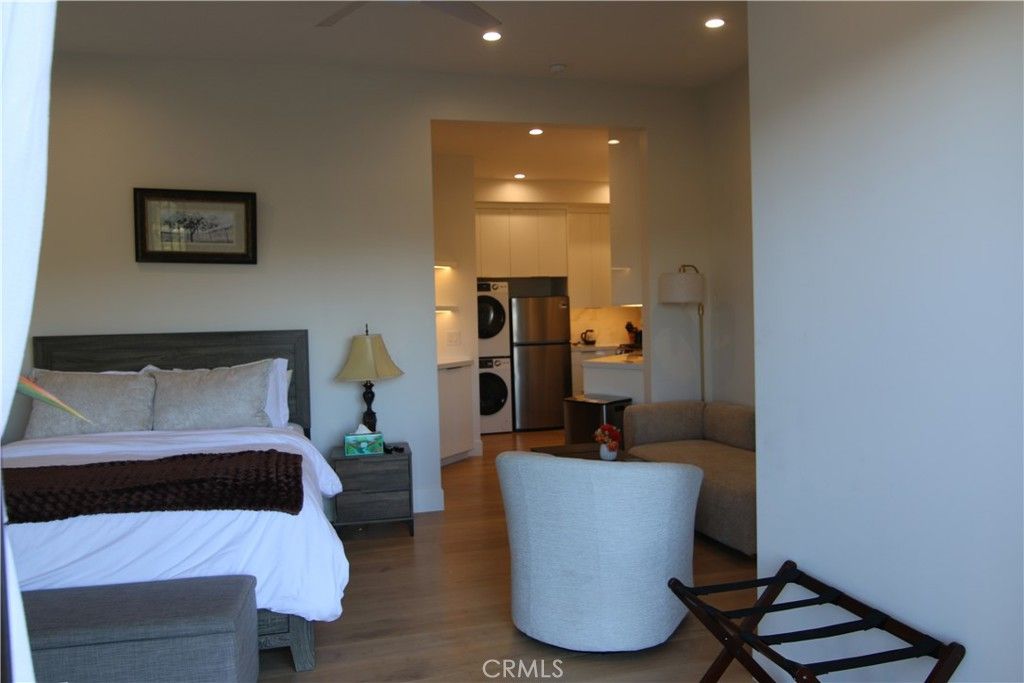 Photo of 1515 Tahiti Avenue #B, Laguna Beach, CA 92651 (MLS # OC25251158)