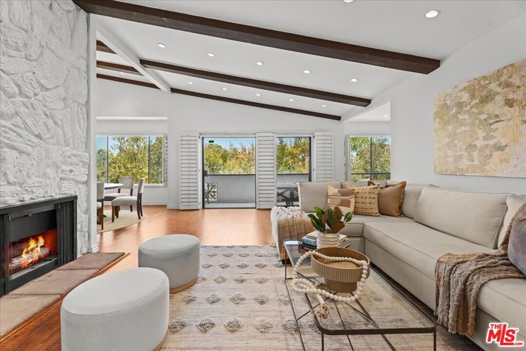 Photo of 853 S Le Doux Road #301, Los Angeles, CA 90035 (MLS # 25537459)