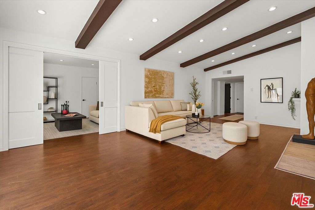 Photo of 853 S Le Doux Road #301, Los Angeles, CA 90035 (MLS # 25537459)