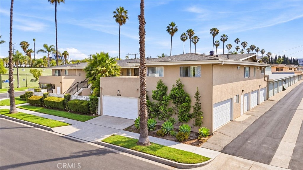 1184 W Casa Grande Avenue