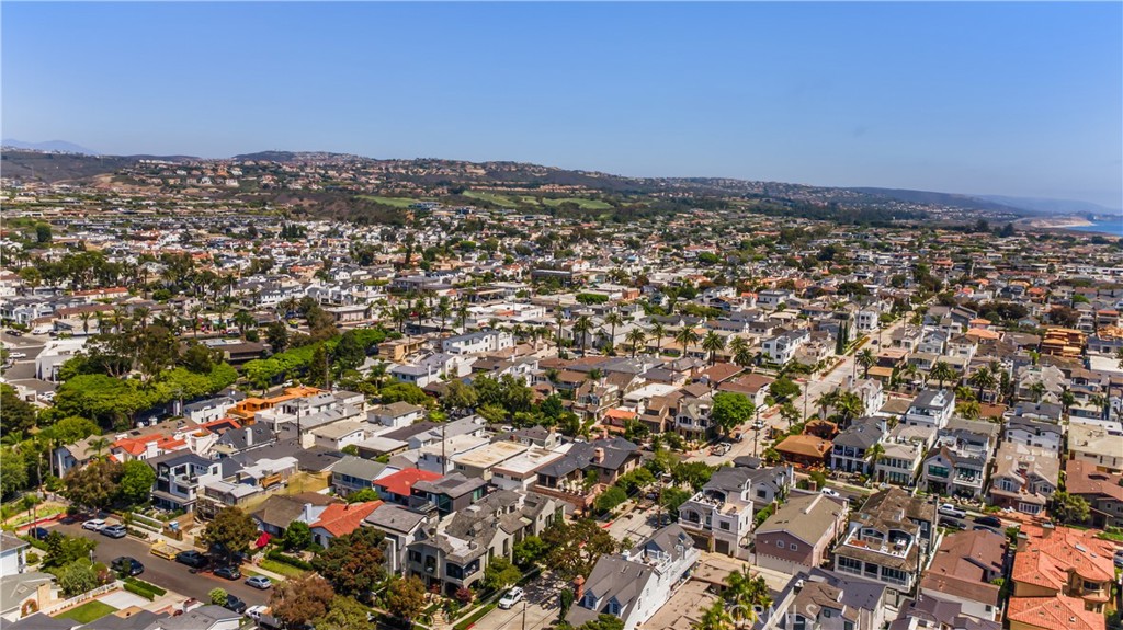 Corona del Mar South of PCH (CDMS) - Residential Lease