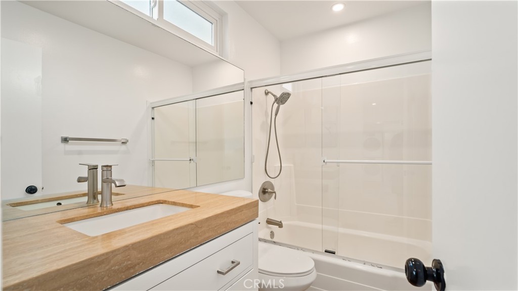 Corona del Mar South of PCH (CDMS) - Residential Lease