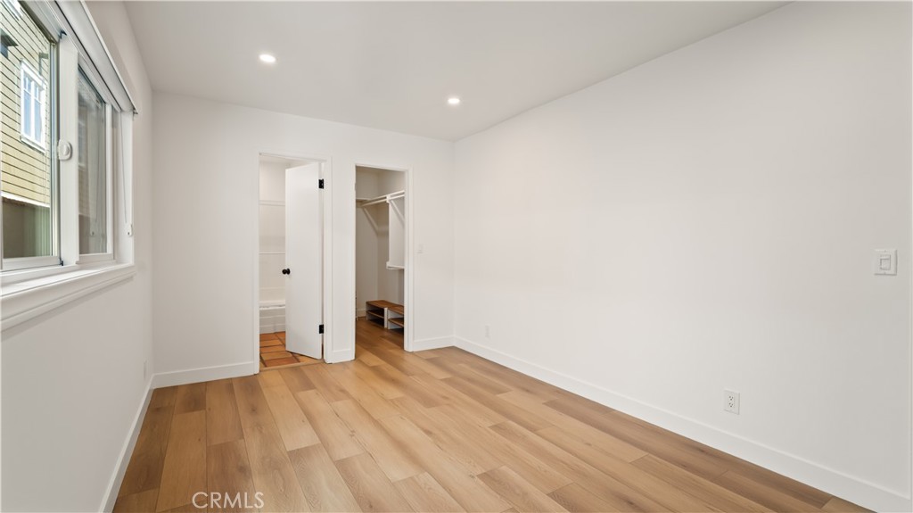 Corona del Mar South of PCH (CDMS) - Residential Lease