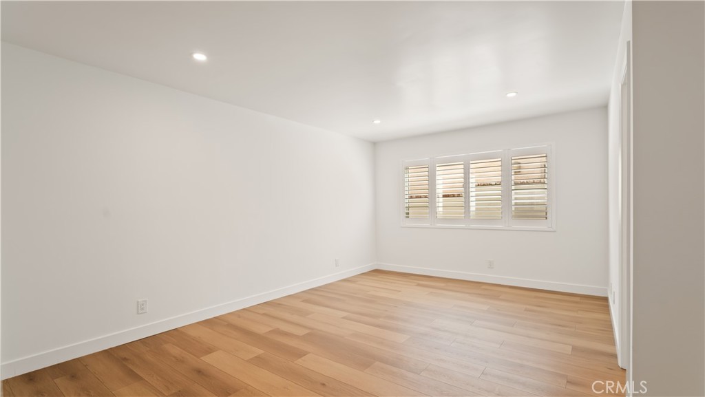 Corona del Mar South of PCH (CDMS) - Residential Lease