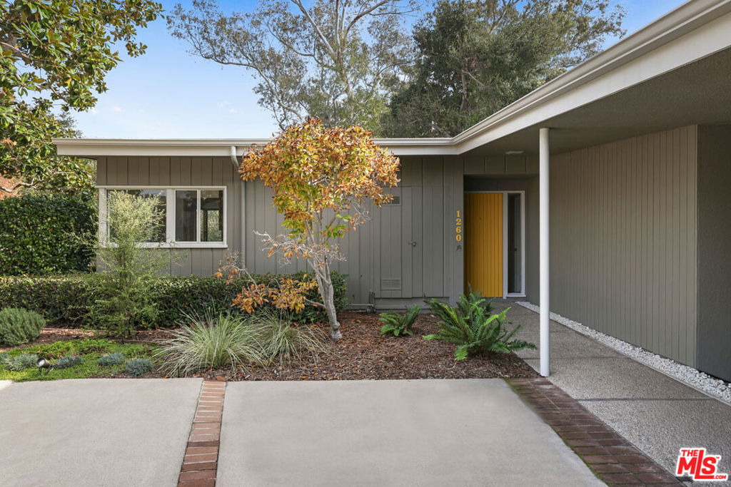 1260 S Euclid Avenue