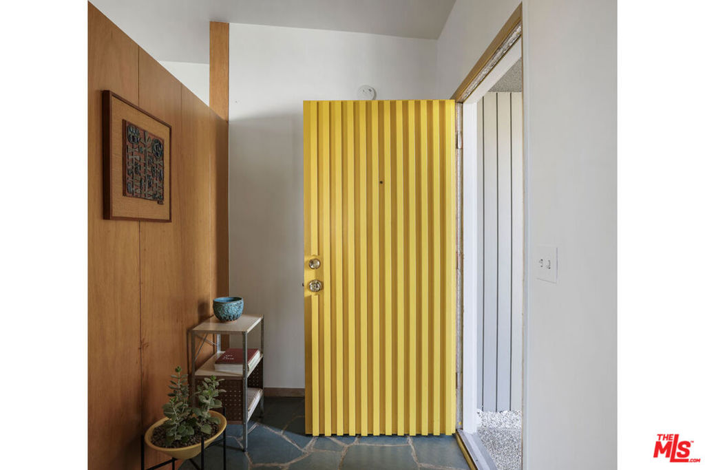 1260 S Euclid Avenue