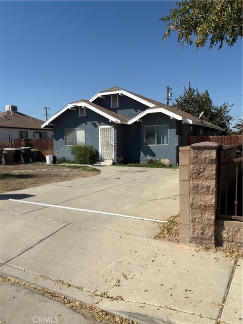 Photo of 3609 Oliver ST, Bakersfield, CA 93307 (MLS # SB26225600)