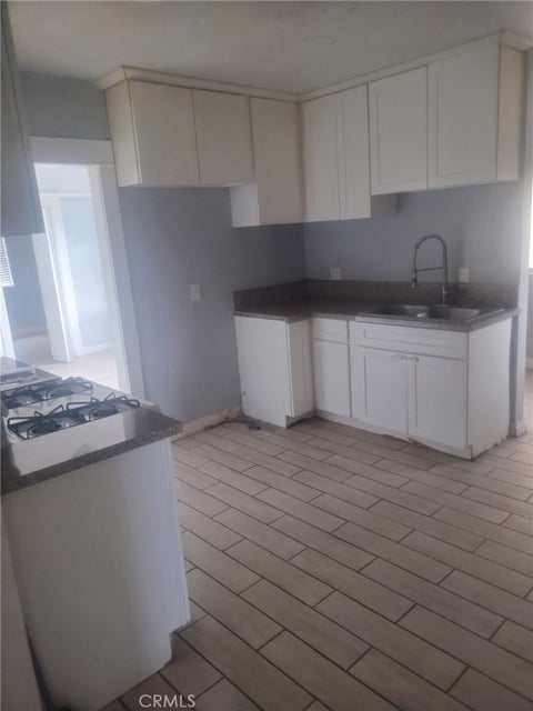 Tiny photo for 3609 Oliver ST, Bakersfield, CA 93307 (MLS # SB26225600)