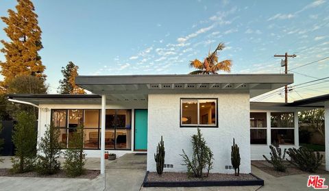 5128 E Wardlow Road Long Beach CA 90808