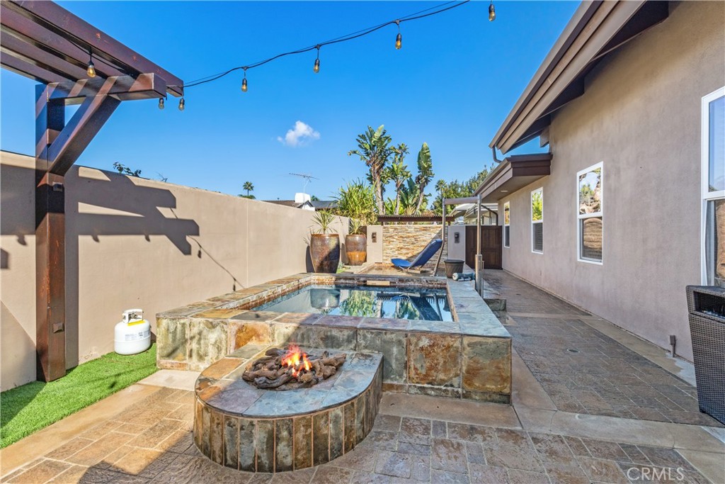 Mainland (HHML) - Residential