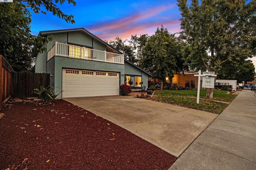 RHONEWOOD PARK - Residential