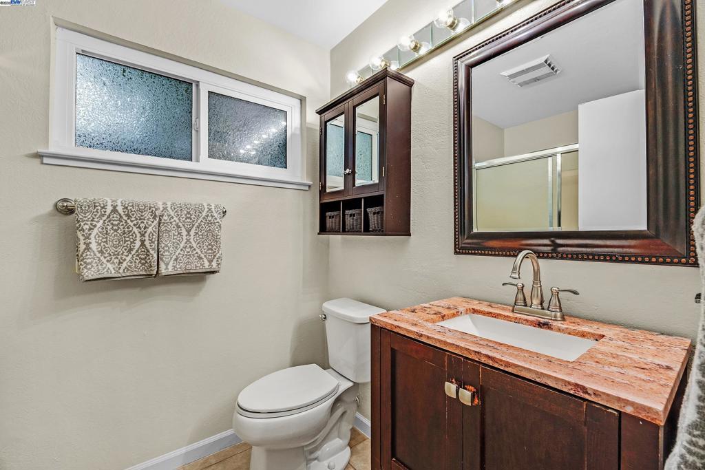 RHONEWOOD PARK - Residential