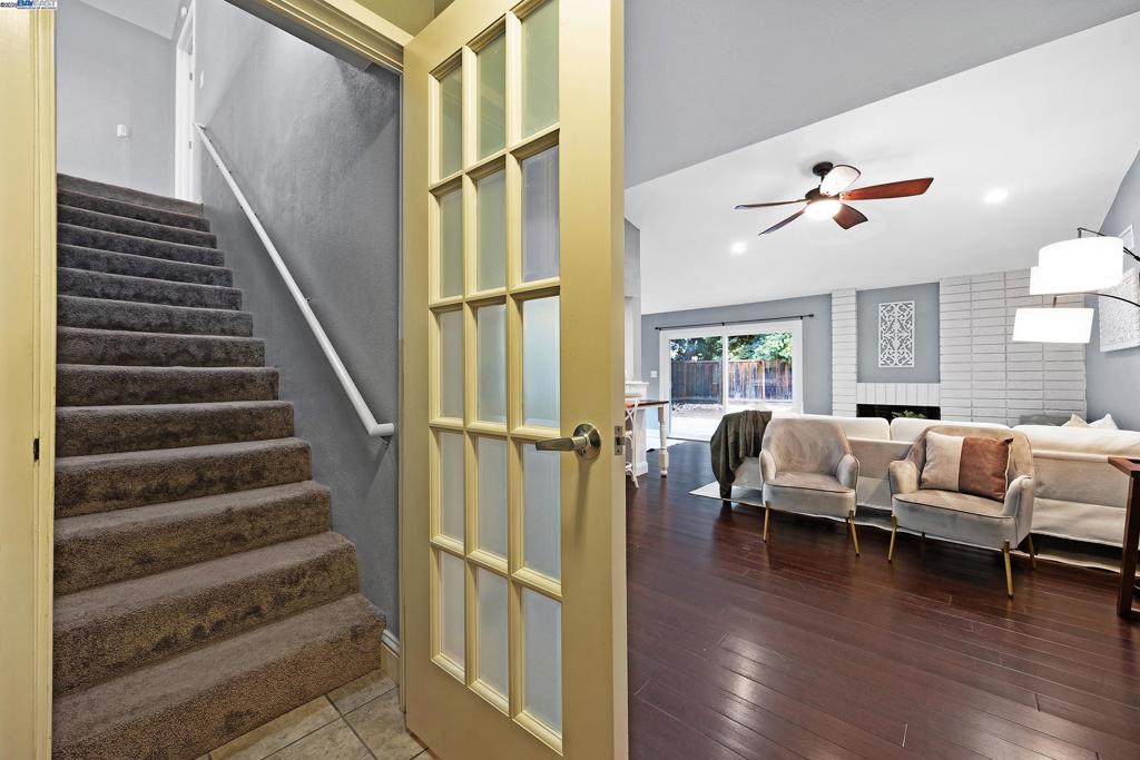 RHONEWOOD PARK - Residential
