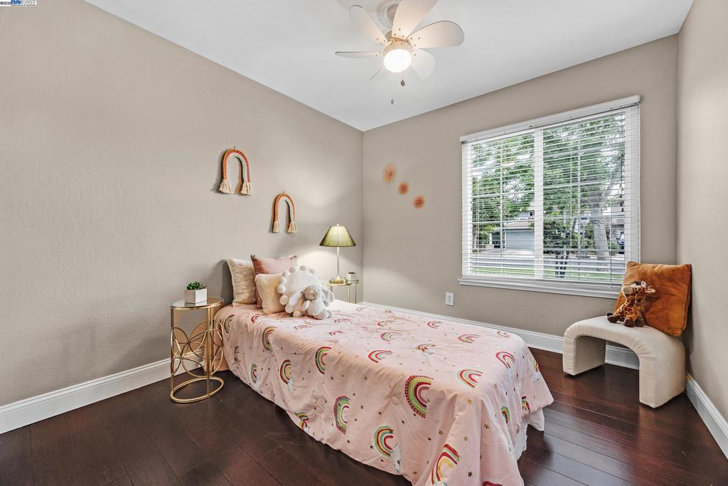 RHONEWOOD PARK - Residential