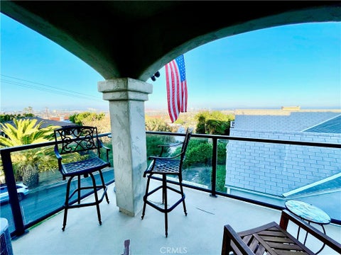 Photo of 721 W 27th St #1, San Pedro, CA 90731 (MLS # SB26058504)