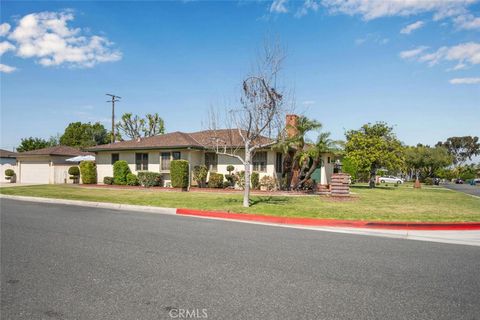 10253 Hopeland Downey CA 90241