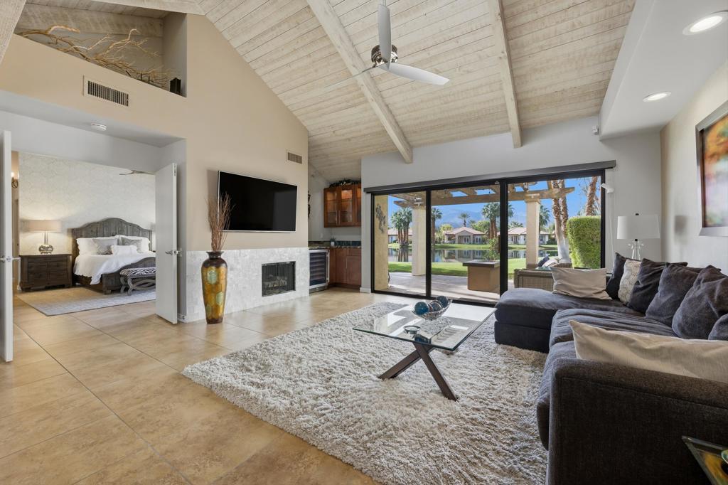 444 Sunningdale Drive