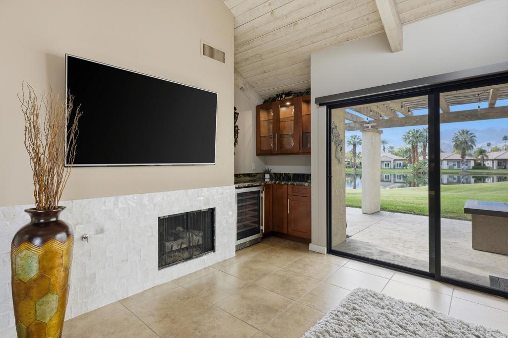 444 Sunningdale Drive