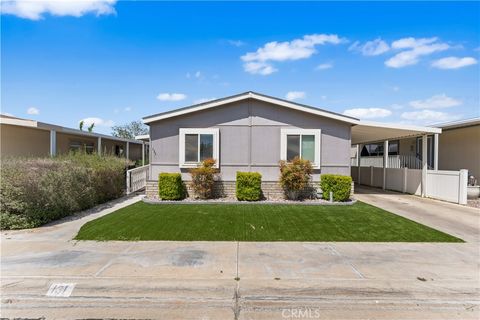 Photo of 1501 E Avenue I #131, Lancaster, CA 93535 (MLS # SR26085000)