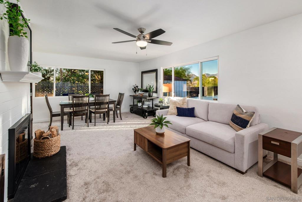9742 Emerald Hill