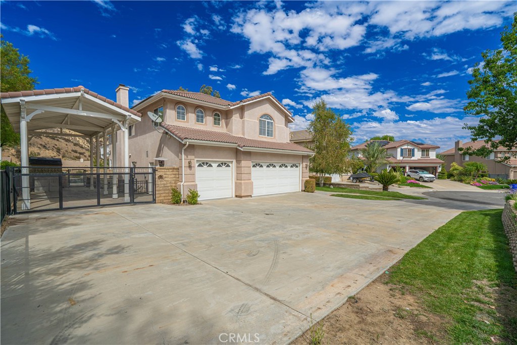 Custom Hillcrest (CHILC) - Residential