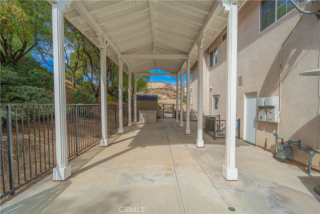 Custom Hillcrest (CHILC) - Residential