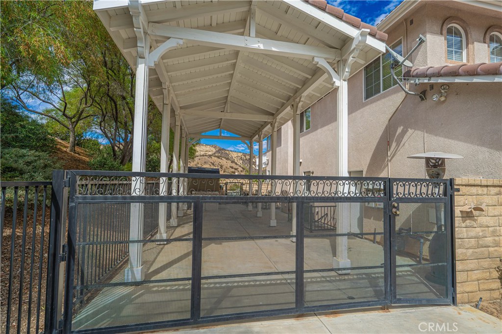 Custom Hillcrest (CHILC) - Residential