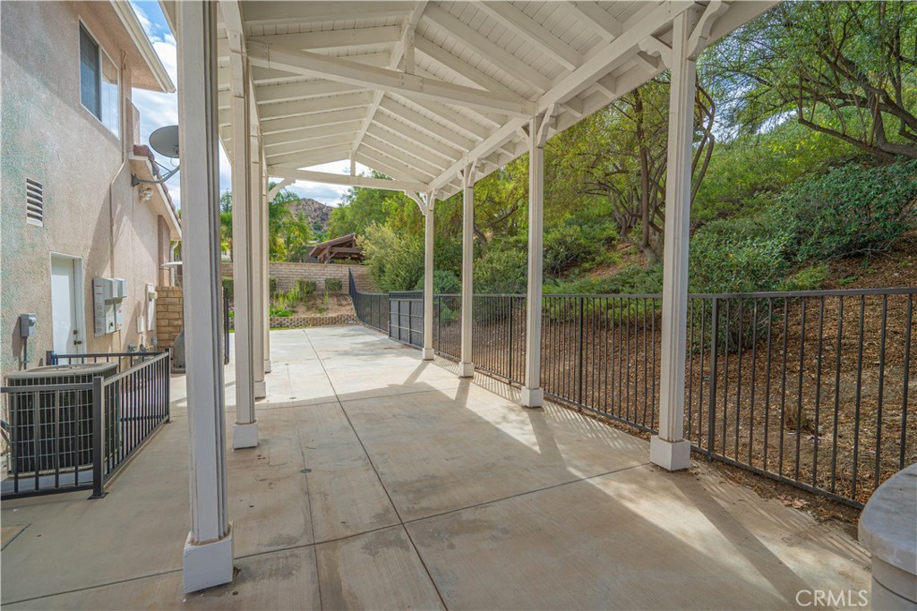 Custom Hillcrest (CHILC) - Residential