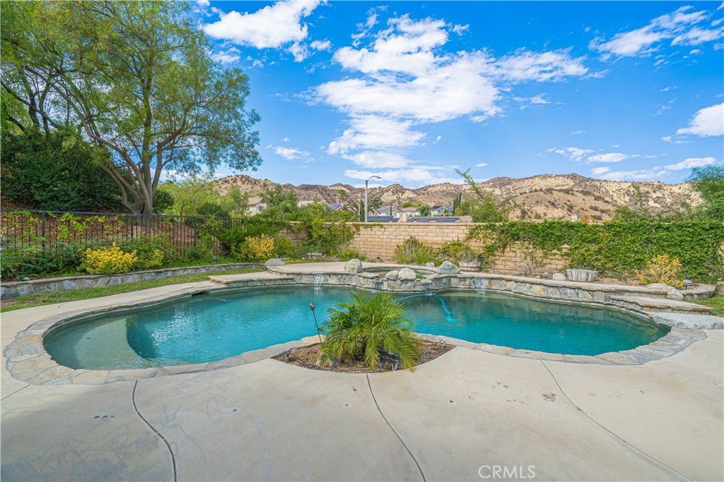 Custom Hillcrest (CHILC) - Residential