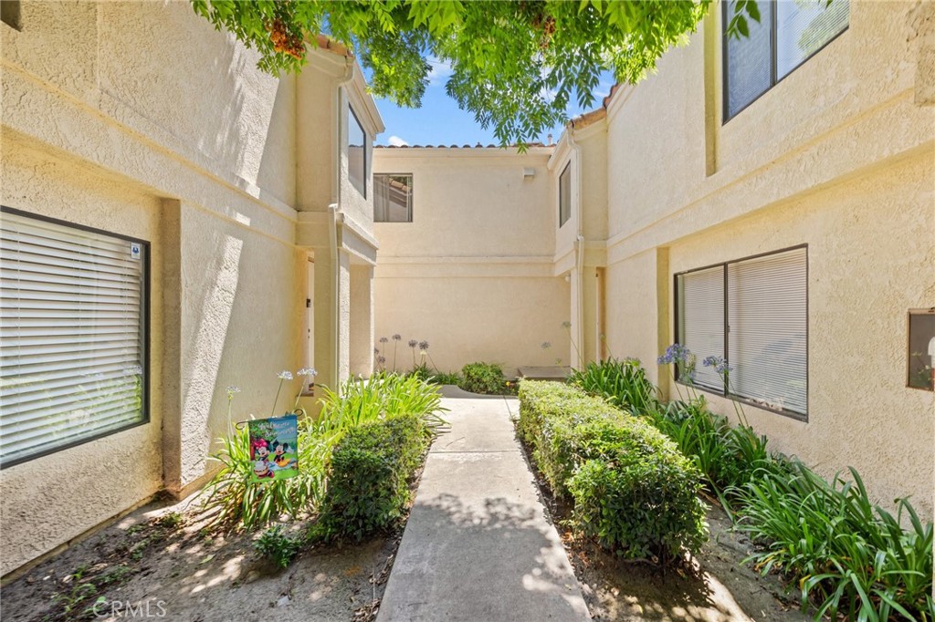 430 Anderwood Court 24