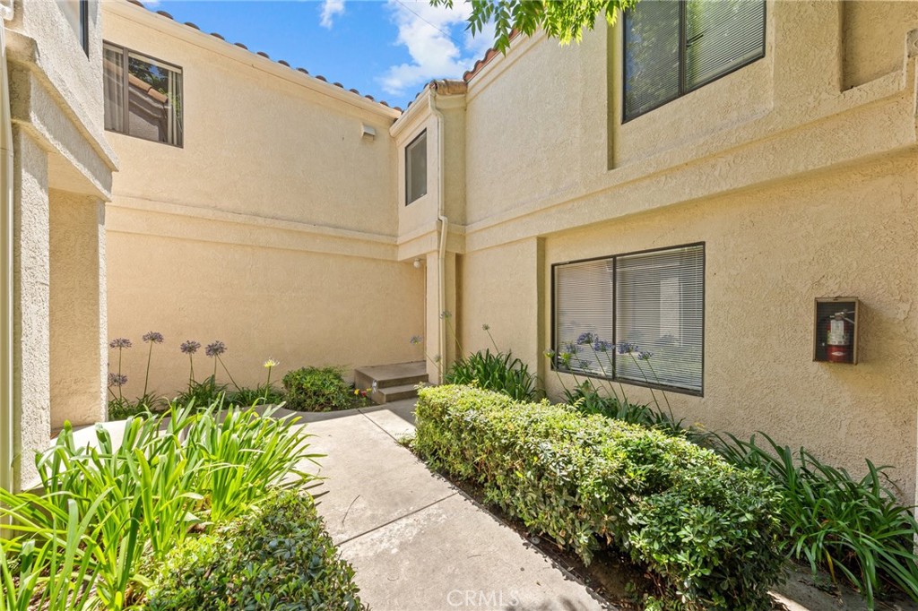 430 Anderwood Court 24