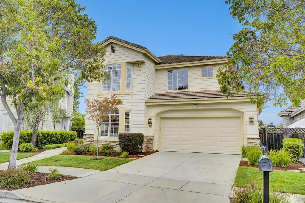 998 Governors Bay Drive