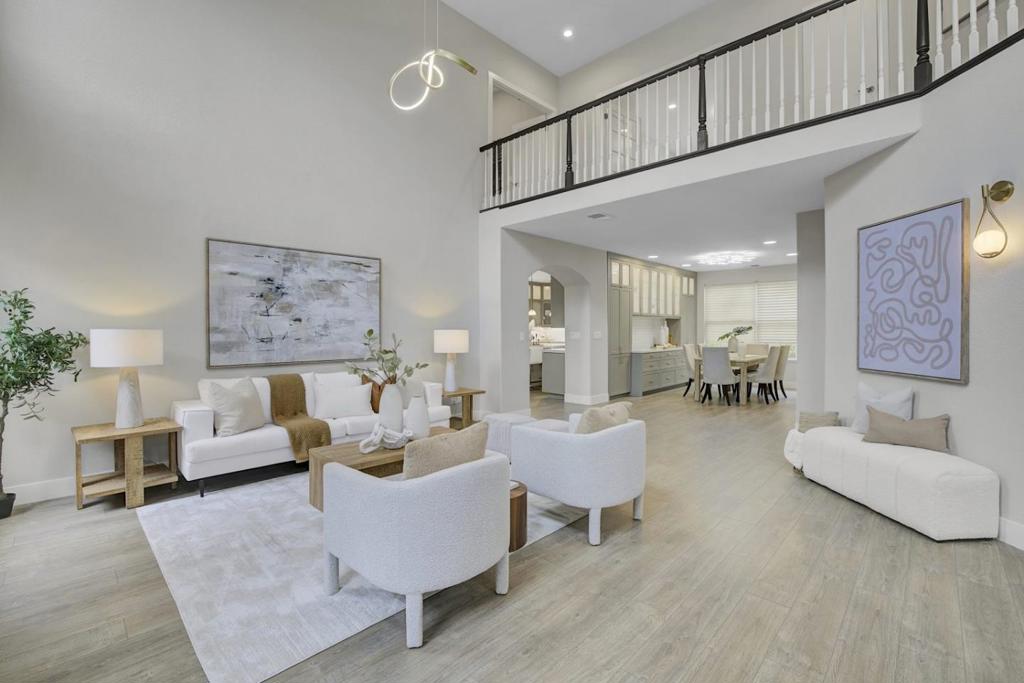 998 Governors Bay Drive