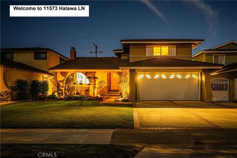 11573 Halawa Lane Cypress CA 90630