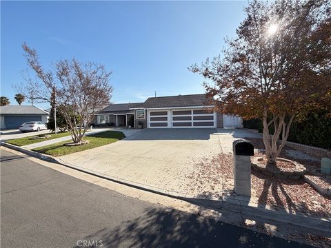 Photo of 438 Tanner Cir, Riverside, CA 92507 (MLS # IV25279940)