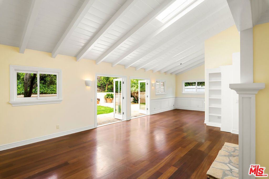 Photo of 1006 Las Pulgas Road, Pacific Palisades, CA 90272 (MLS # 25609609)