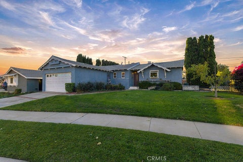 Photo of 10623 Gothic Avenue, Granada Hills, CA 91344 (MLS # SR26224569)