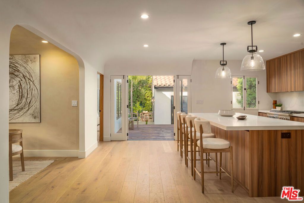 Photo of 8817 Ashcroft Avenue, West Hollywood, CA 90048 (MLS # 26634243)