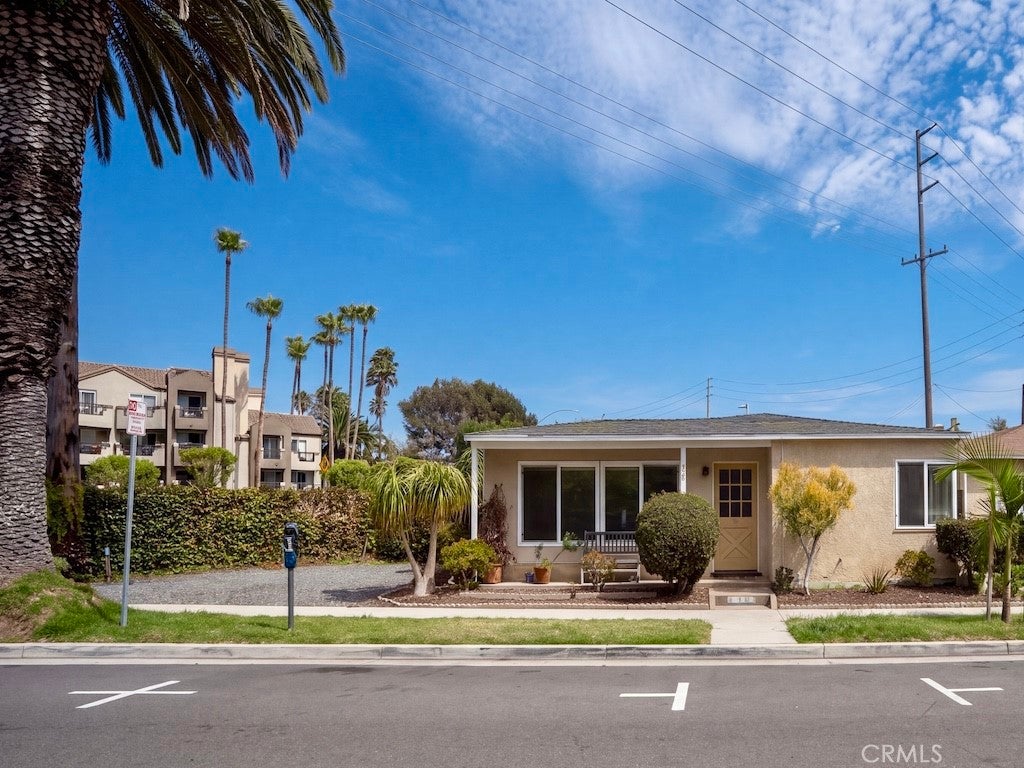 320 2nd Street