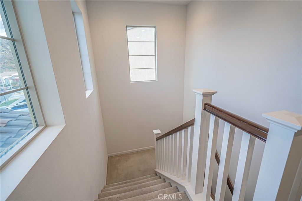 listing image 130727373906285812228