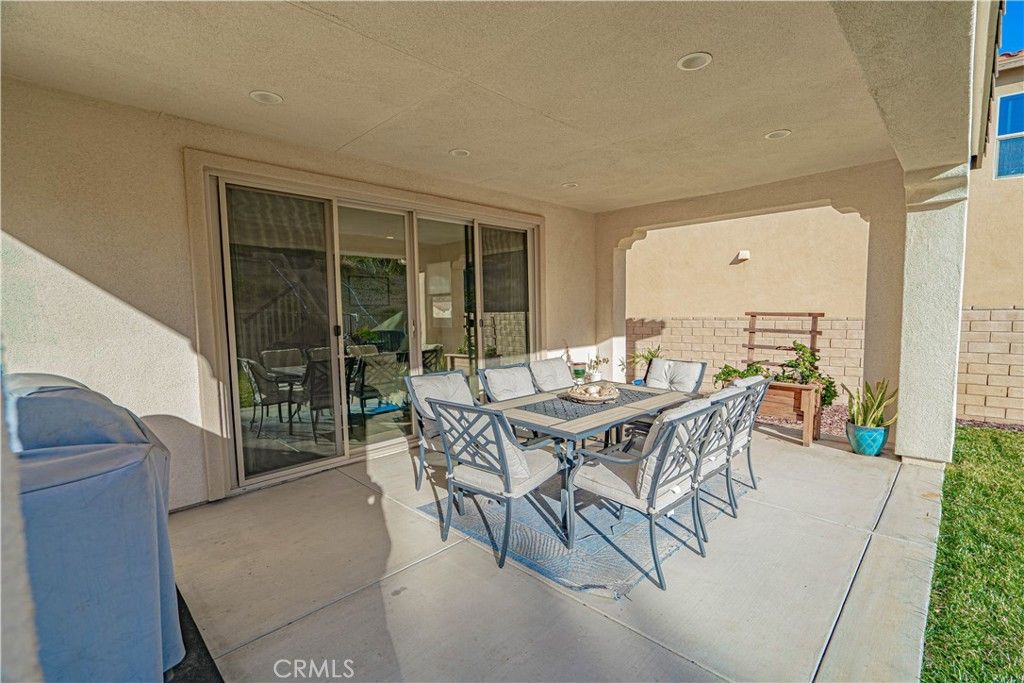 listing image 130728850540375110875