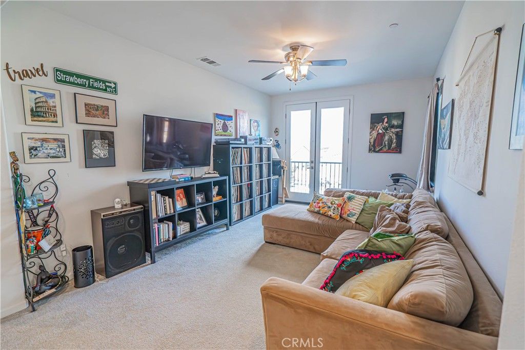 listing image 130723935095281062342