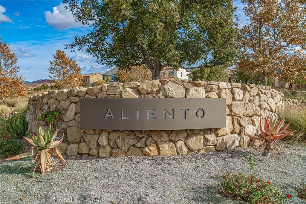 listing image 130729619986386528029