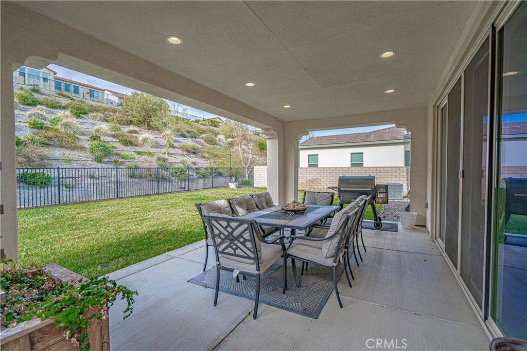 listing image 130727058892220177381