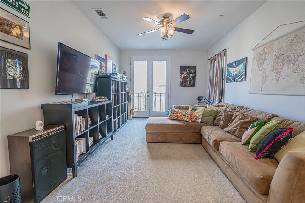 listing image 130721079011006356000